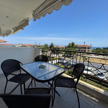 Celeste Retreat By Infox 阿菲托斯